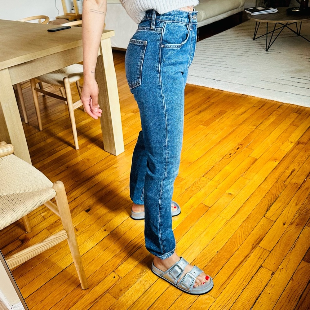 Anine Bing high rise, slim straight leg jean size 25